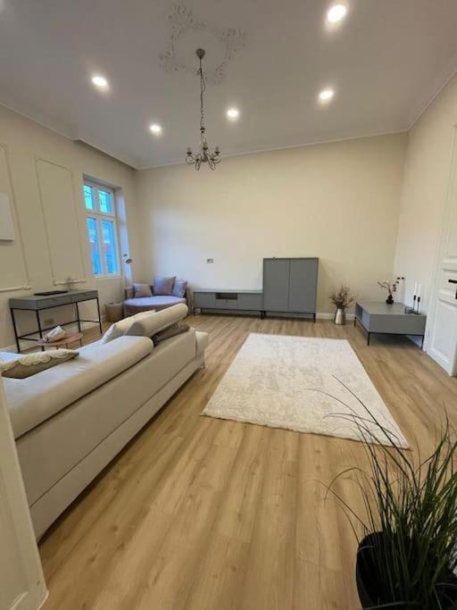 Apartament Lucrib Kluż-Napoka Zewnętrze zdjęcie